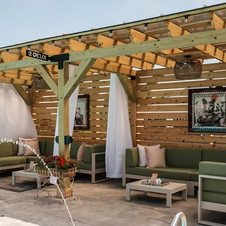 Uncommoner Hotel By Reverie Boutique Collection-3